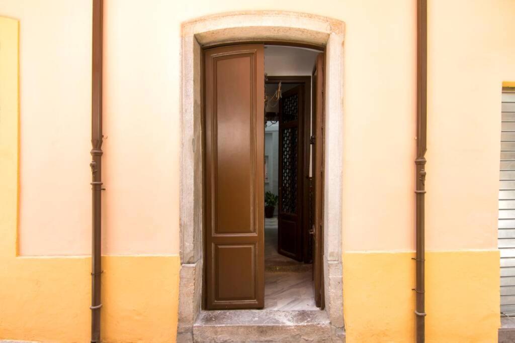 Ferienwohnung Rosarioseis Loft Corral Del Carbon Granada Exterior foto